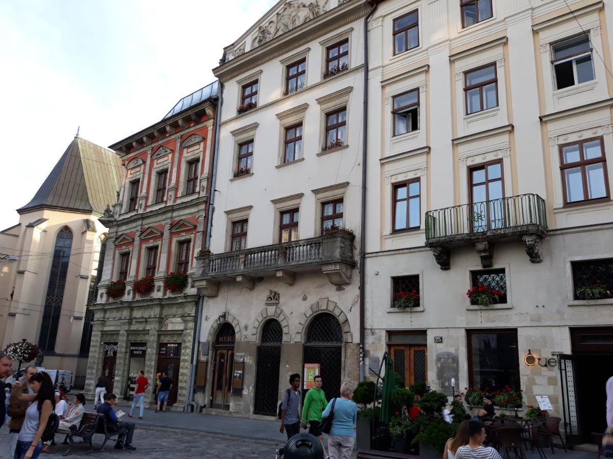Rynok 25 Deluxe Lviv Center Exterior foto