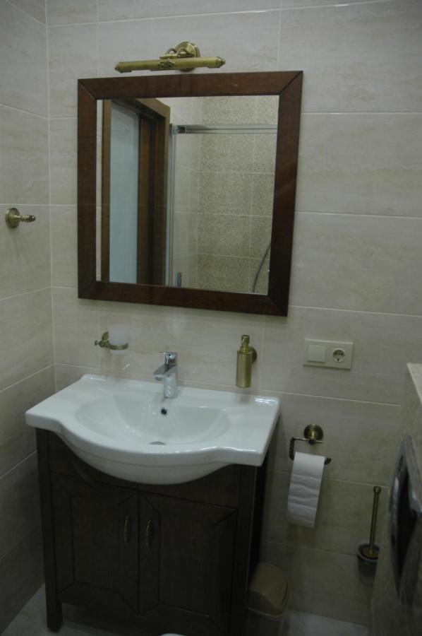 Rynok 25 Deluxe Lviv Center Exterior foto